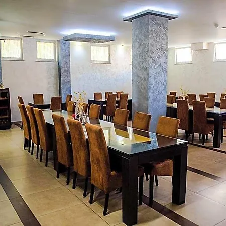 Monako Hotel 4*